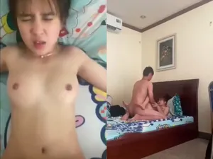 Làm tình rung giường cùng Kim Trang mặt dâm